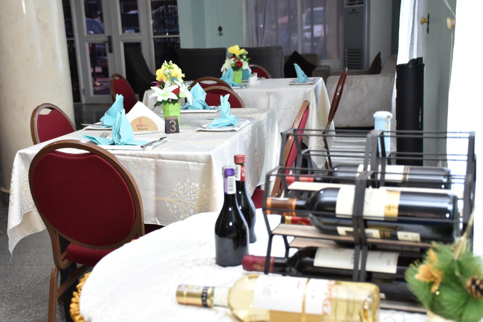 Yaoundé Safyad Hotel מראה חיצוני תמונה