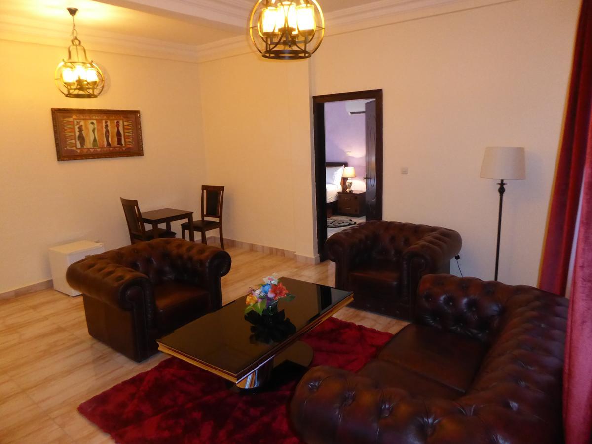 Yaoundé Safyad Hotel מראה חיצוני תמונה