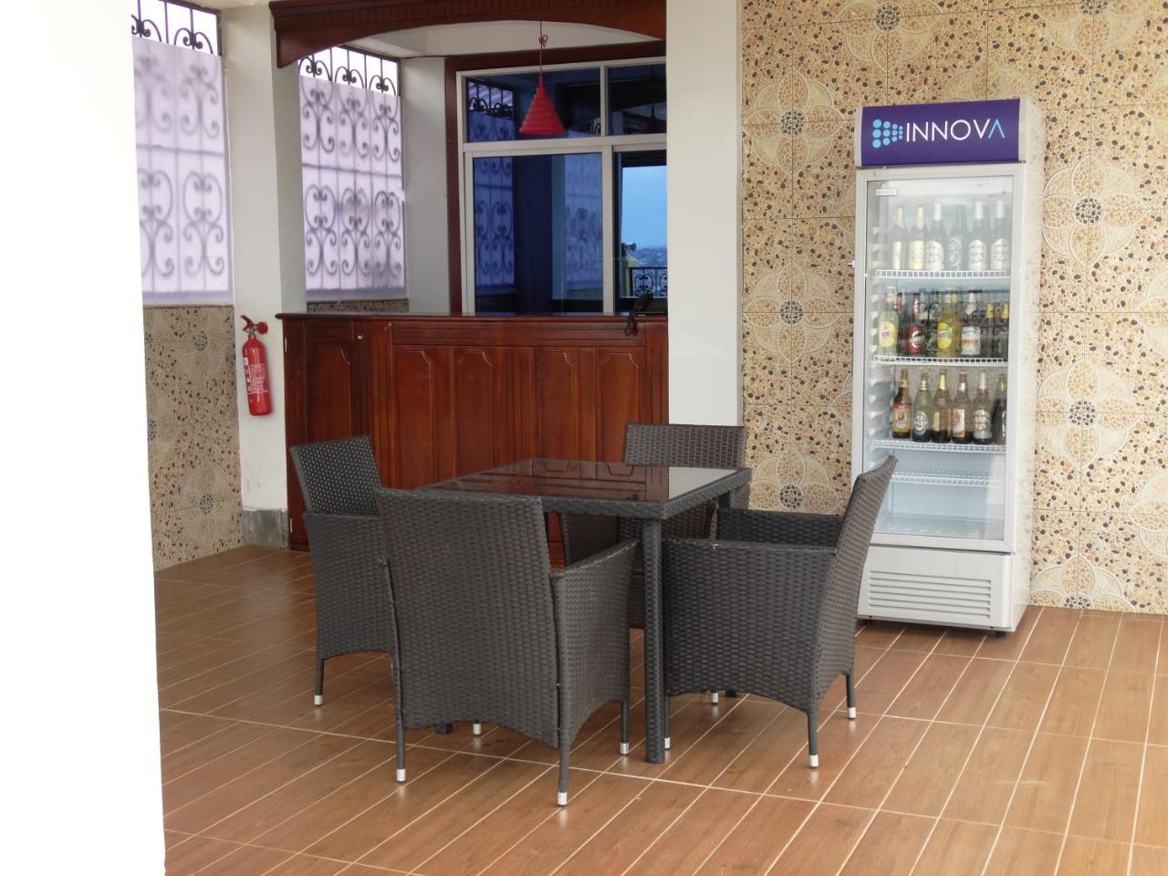 Yaoundé Safyad Hotel מראה חיצוני תמונה